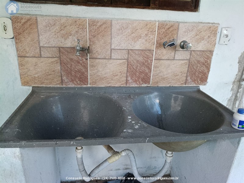Casa a Venda no Vila Santa Cecília em Resende
