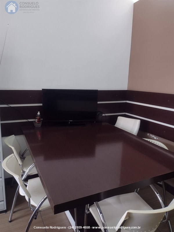Sala Comercial para Alugar no Centro em Resende