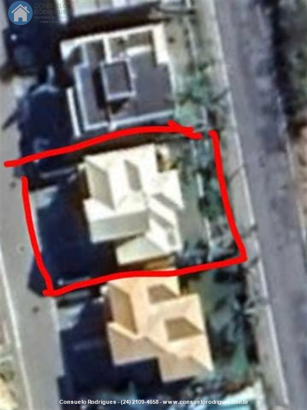 Casa em Condomínio a Venda no Jardim Brasília em Resende