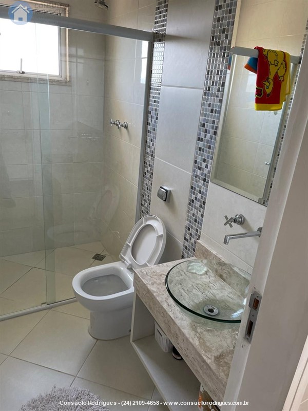 Casa em Condomínio a Venda no Jardim Brasília em Resende